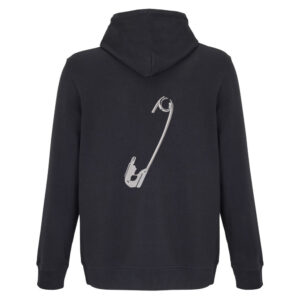 Streetwear mikina s výšivkou Spínací špendlík Černá mikina s výšivkou Spínací špendlík na zádech – streetwear styl