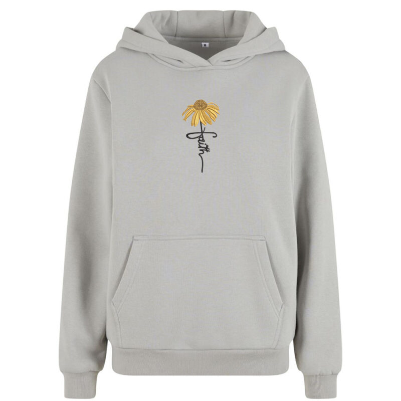 Tričko s výšivkou „Květina Faith“ – elegantní inspirace Tričko s výšivkou „Květina Faith“ – elegantní inspirace